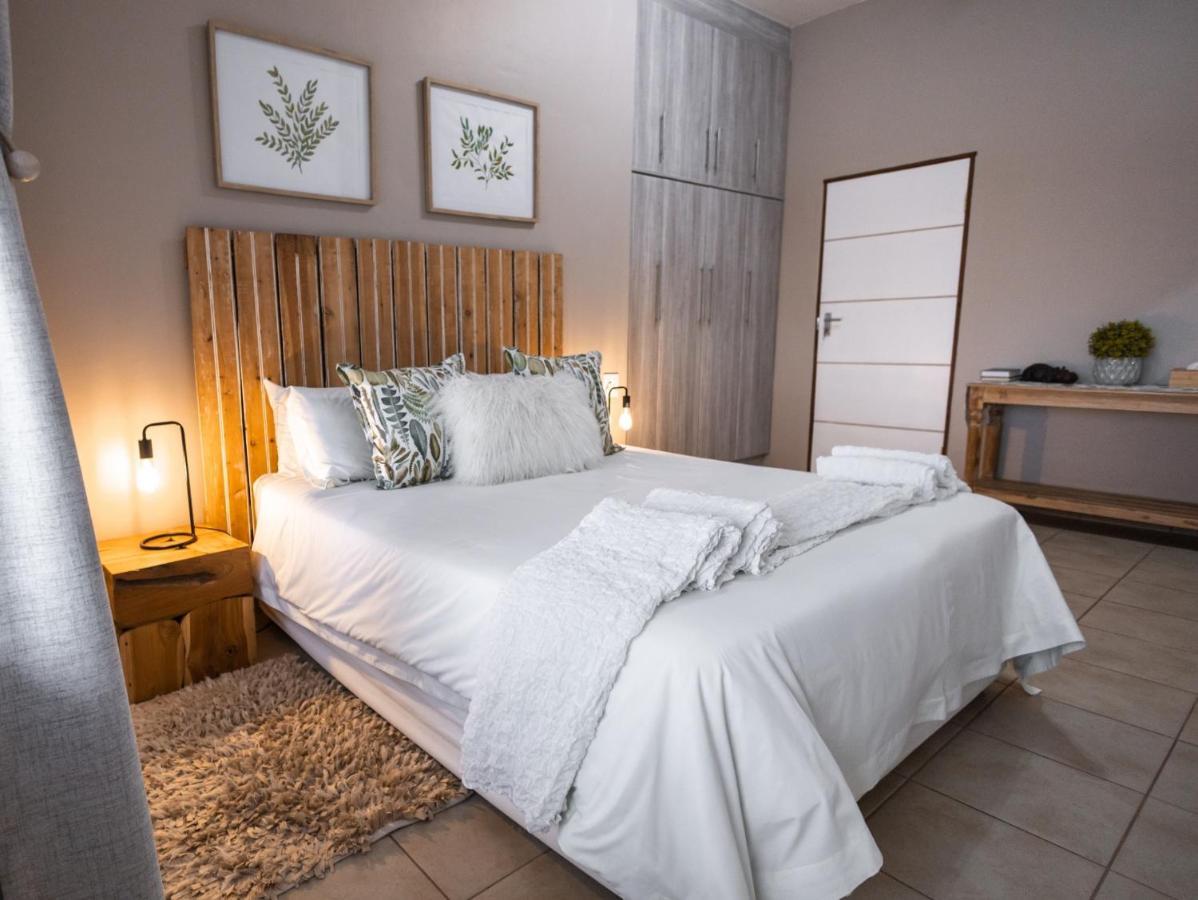 Little Eden St Lucia Apartment Ngoại thất bức ảnh