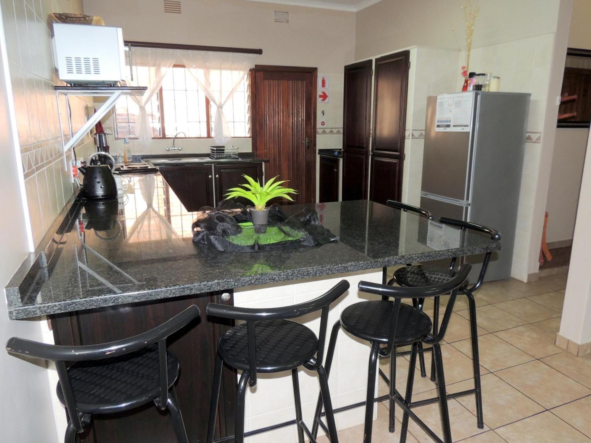Little Eden St Lucia Apartment Phòng bức ảnh