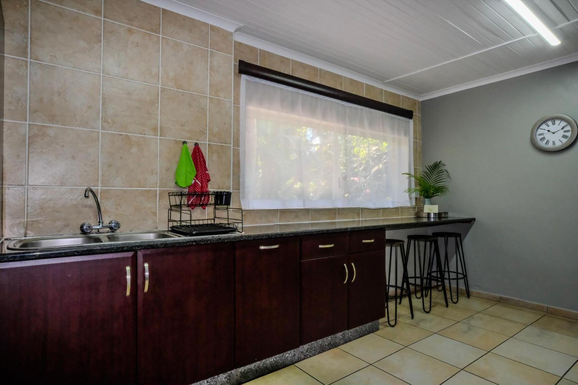 Little Eden St Lucia Apartment Phòng bức ảnh