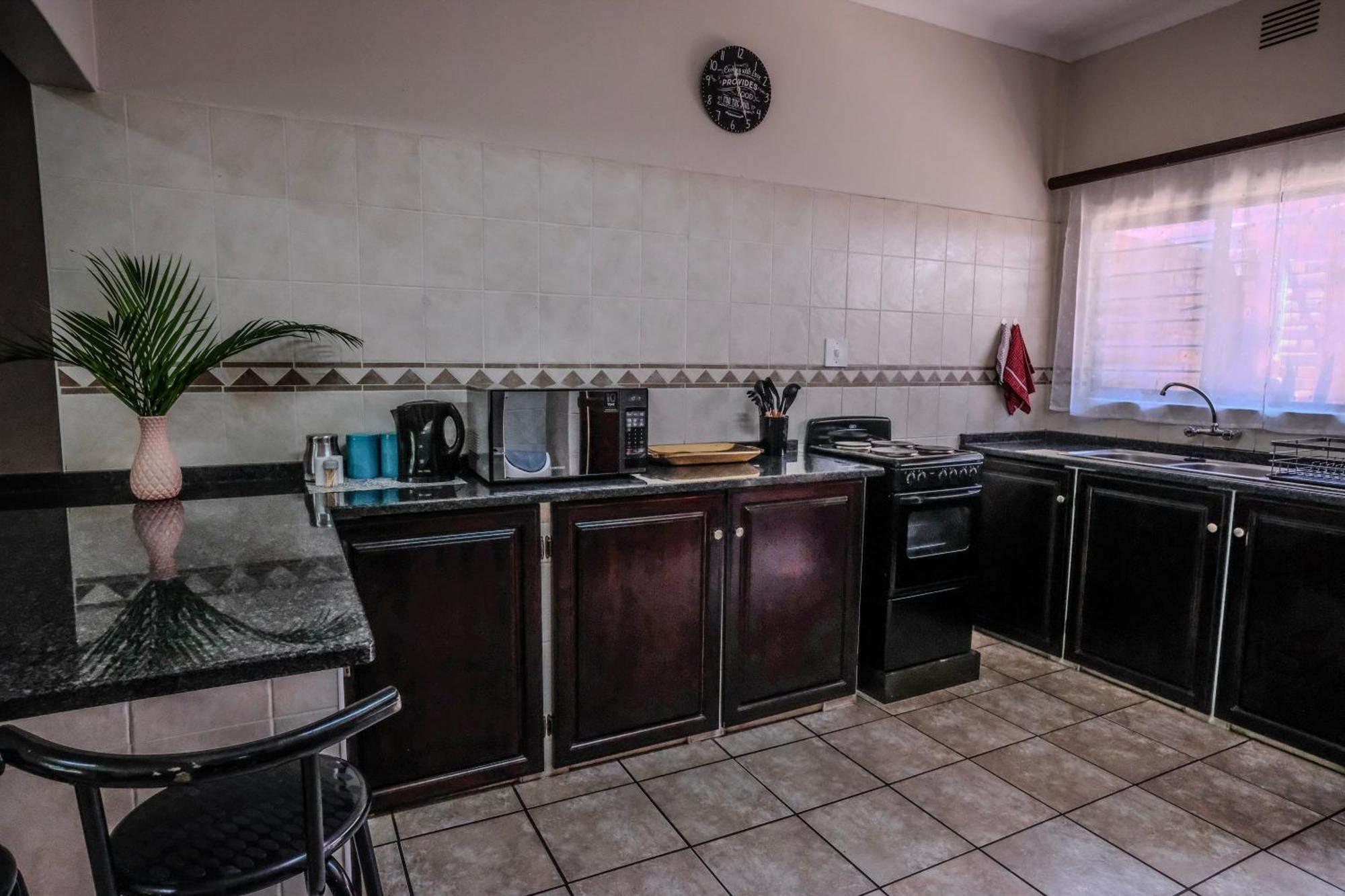 Little Eden St Lucia Apartment Phòng bức ảnh